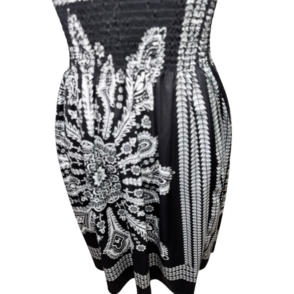 VENUS Women's Size XS Strapless Mini Dress Smocked Bust Batik Beach Vacation - Picture 3 of 6